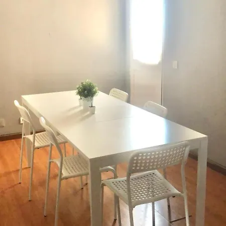 Beautiful Penthouse Two Bed Roof דירה