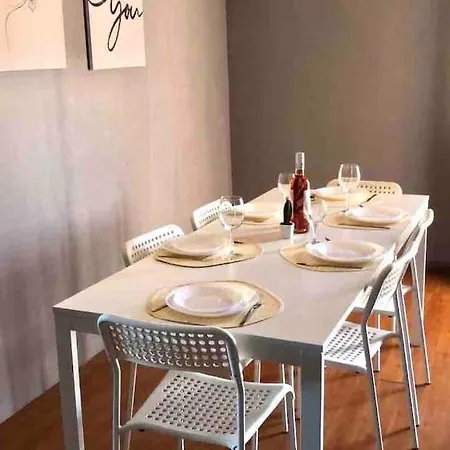 Beautiful Penthouse Two Bed Roof